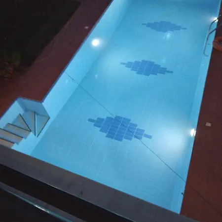 فيلة In Panorama, Thessaloniki, With A Swimming Pool. Host: Mr. George *